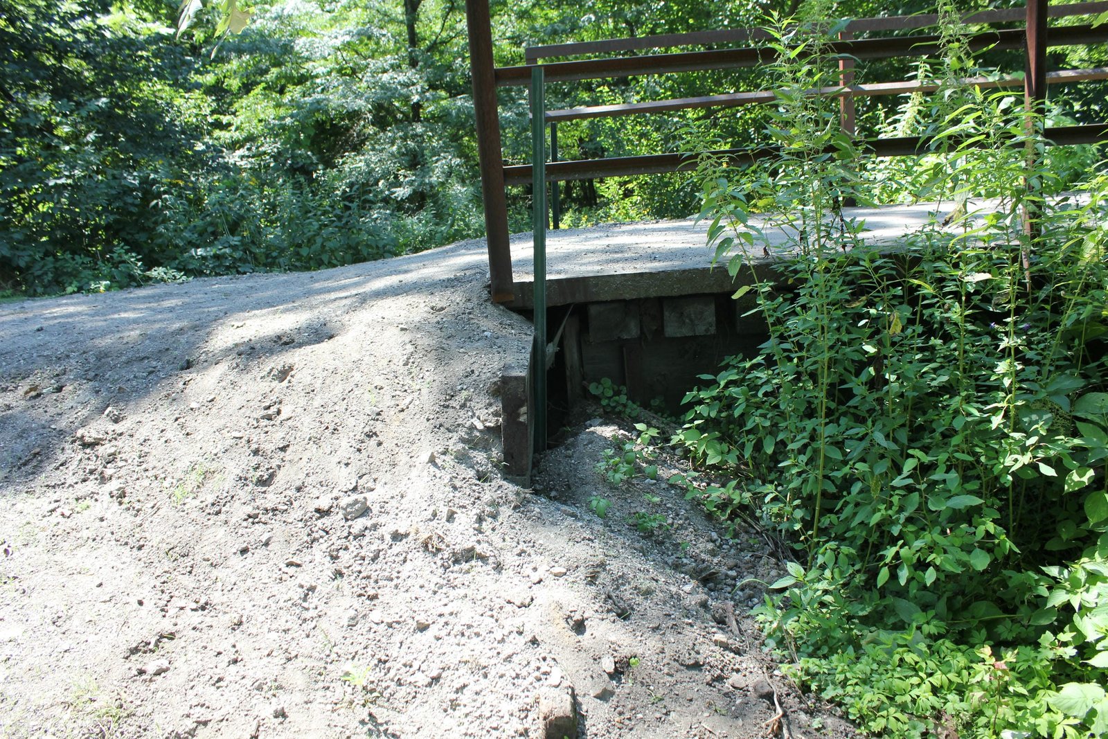 East abutment
